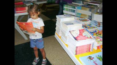 Feria del Libro más organizada y eficiente