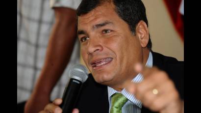 Correa: Falta levantar el bloqueo y devolver Guantánamo