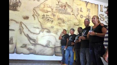 Abanderan delegados pineros al XI Congreso de la ANAP