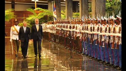 Recibió Raúl al Presidente de Serbia