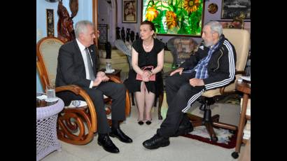 Visitó a Fidel el Presidente serbio