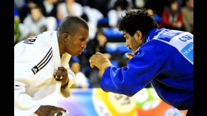 Judocas cubanos se entrenan y suenan en Belarus