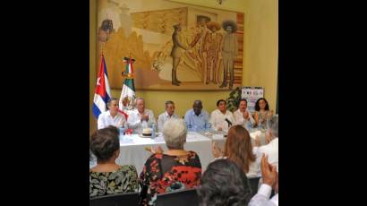 Debaten en Cuba parlamentarios nacionales y mexicanos