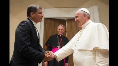 El Papa Francisco recibió al presidente Rafael Correa