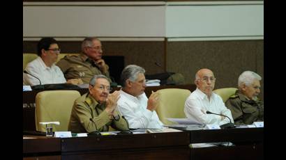 Raúl, Díaz-Canel y Machado Ventura