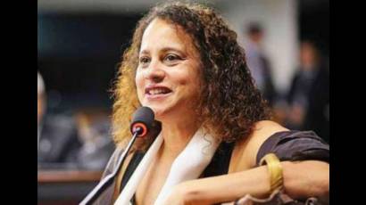 Inicia visita a Cuba presidenta nacional del Partido Comunista de Brasil