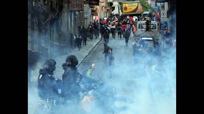 Gobierno boliviano ratifica disposición al diálogo