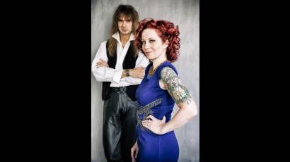 Arjen Lucassen y Anneke van Giersbergen