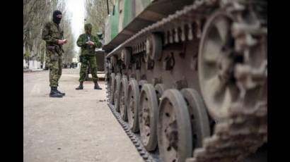 Ucrania: despliegue verbal para el repliegue artillero