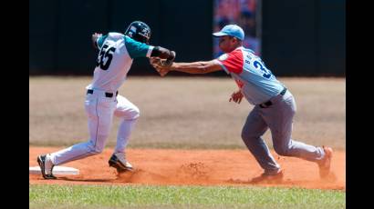 Pelea en la valla