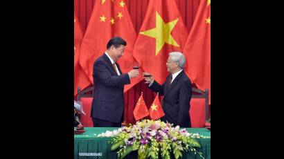 Los dirigentes partidistas de China y Vietnam