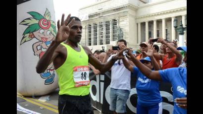 Jorge Luis Suárez, ganador del Marabana-2015