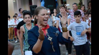 La Tañón está disfurtando el cariño de los cubanos.