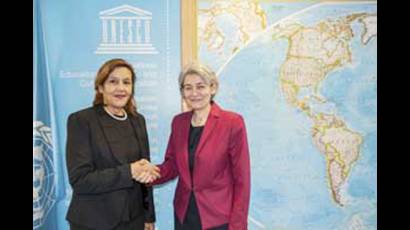 Irina Bokova y Elba Rosa Pérez