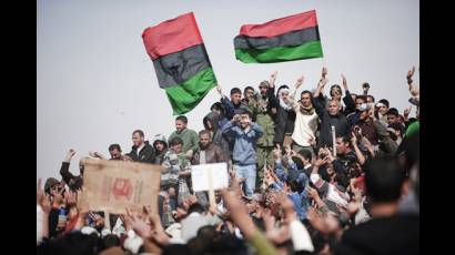 Facciones libias pactan creación de Gobierno nacional