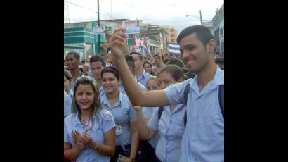 Estudiantes avileños
