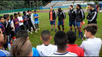 El Feyenoord regresa a La Habana