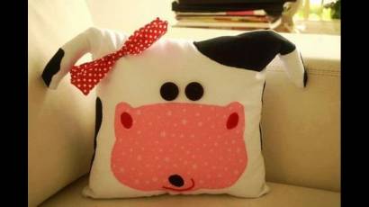 Vacas y gallinas en casa
