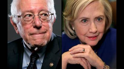 Hillary Clinton y Bernie Sanders