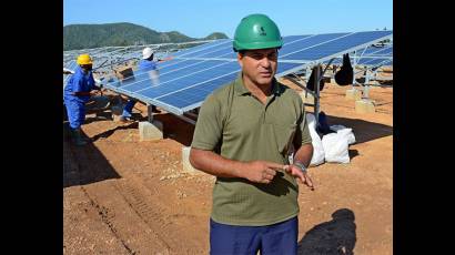 Levantarán tres parques fotovoltaicos en la Isla de la Juventud