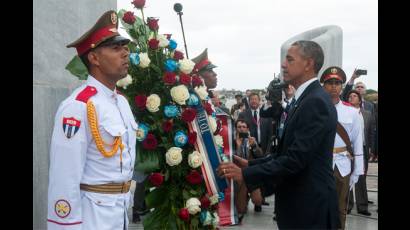 Barack Obama rinde homenaje a José Martí