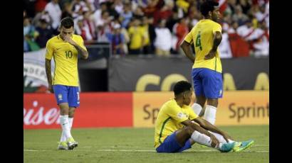 Prensa en Brasil fustiga a Dunga por eliminación en Copa América