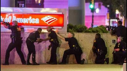 Francotirador en dallas "quería matar policías blancos"