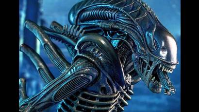 Stephen Hawking advirtió sobre el peligro letal de las civilizaciones alienígenas 