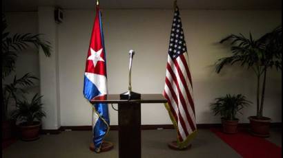 Estados Unidos dice tener la voluntad de respetar la soberanía de Cuba pero no renuncia a inmiscuirse en los asuntos del país