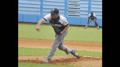 Aunque no tuvo decisión, el desempeño de Santiesteban fue vital para el triunfo de los Cachorros