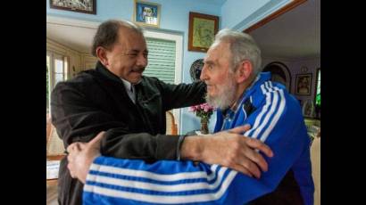 Fidel y Daniel Ortega