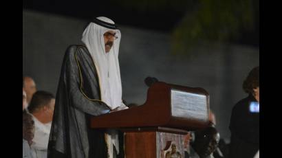 Emir padre Hamad bin Jalifa Al Thani