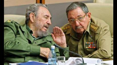 Fidel y Raúl