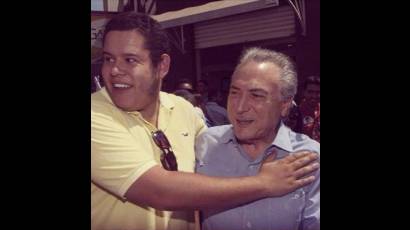 Bruno Júlio junto a Michel Temer.