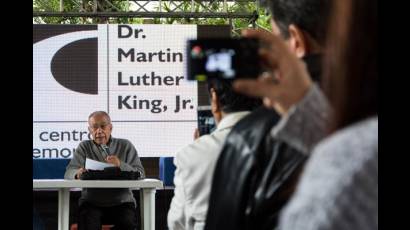 El Doctor Fernando Martínez Heredia, durante su intervención en el Taller