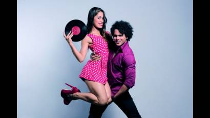 Jara García y Osmany Montero  en Bailando en Cuba