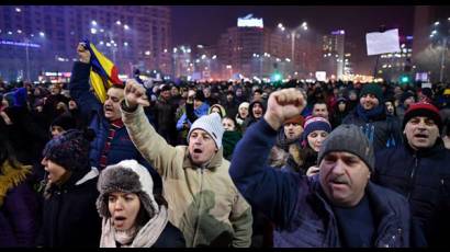 Protestas en Rumania por polémica medida del gobierno
