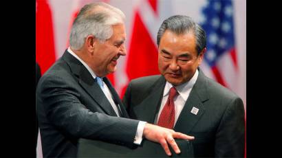 Tillerson y Wang en Bonn