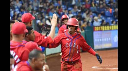 Roel Santos fue otra vez el mejor de los cubanos, pero Corea del Sur derrotó 6-1 a la Isla en partido preparatorio a Clásico Mundial