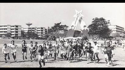 Entusiasmo, combatividad y lealtad a la Patria: pilares eternos de la juventud cubana