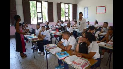 Los estudiantes de duodécimo grado