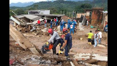 Temen nuevos deslaves en Colombia