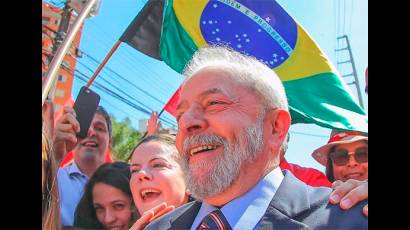 Luiz Inácio Lula da Silva fue presidente de la República Federativa de Brasil entre el 1 de enero de 2003 y el 31 de diciembre de 2010