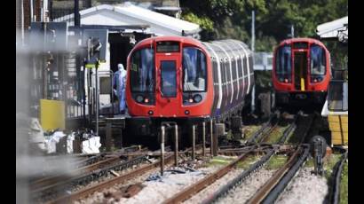 Explosión en un carro del metro de la capital británica 