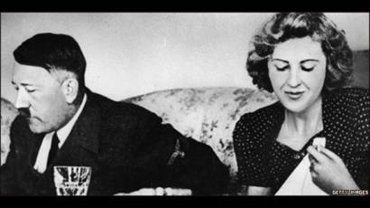 Adolfo Hitler y su compañera Eva Brown.