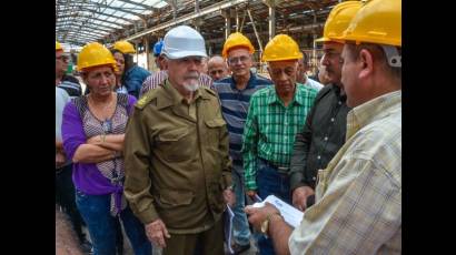 Insta Ramiro Valdés a impulsar inversiones en Las Tunas 