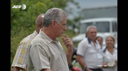 Presidente cubano Miguel Díaz-Canel en el accidente aéreo en La Habana