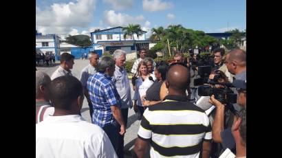 Visita Díaz-Canel el municipio especial de la Isla de la Juventud (1)