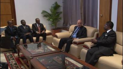 l vicepresidente de los Consejos de Estado y de Ministros, Roberto Morales Ojeda, concluyó este sábado una visita a Guinea Ecuatorial