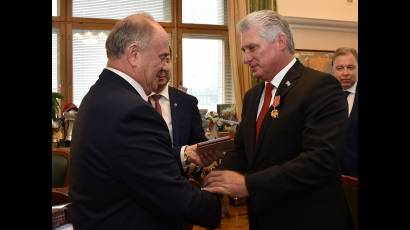Visita oficial del Presidente cubano a Rusia 
